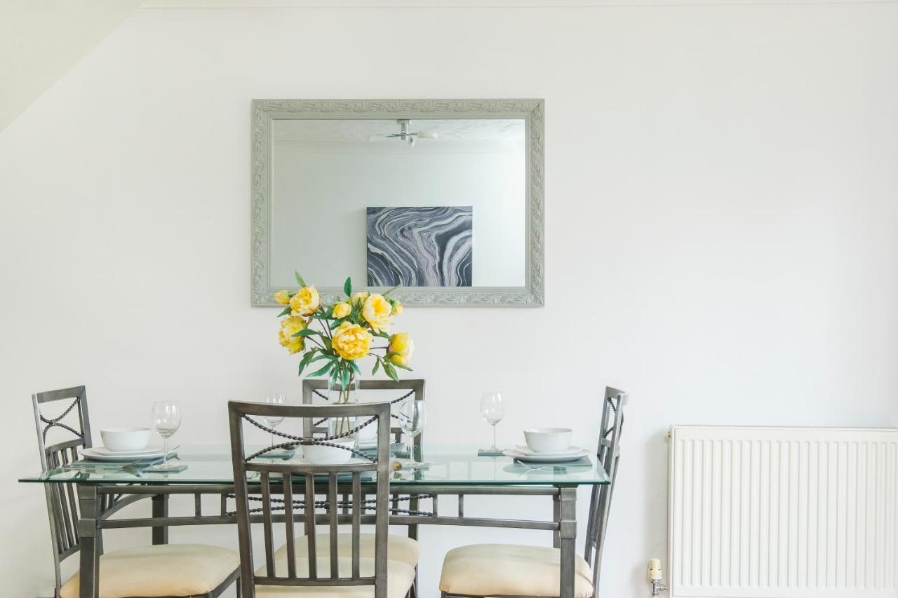 Ferienwohnung Beautiful 3 Bed House With Amazing Views In Dartford, Kent Exterior foto
